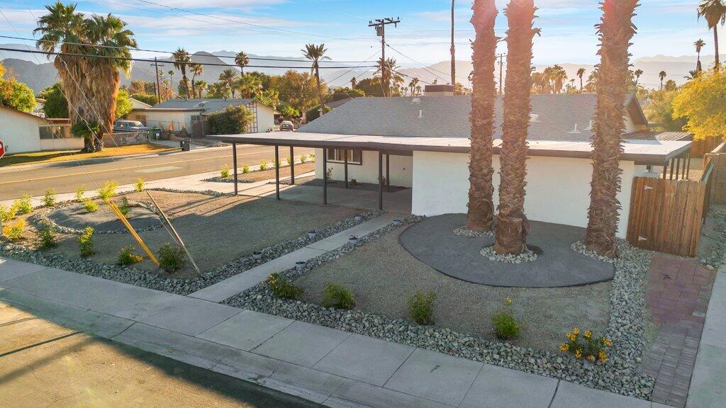 77330 California Drive