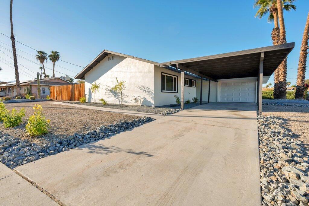 77330 California Drive