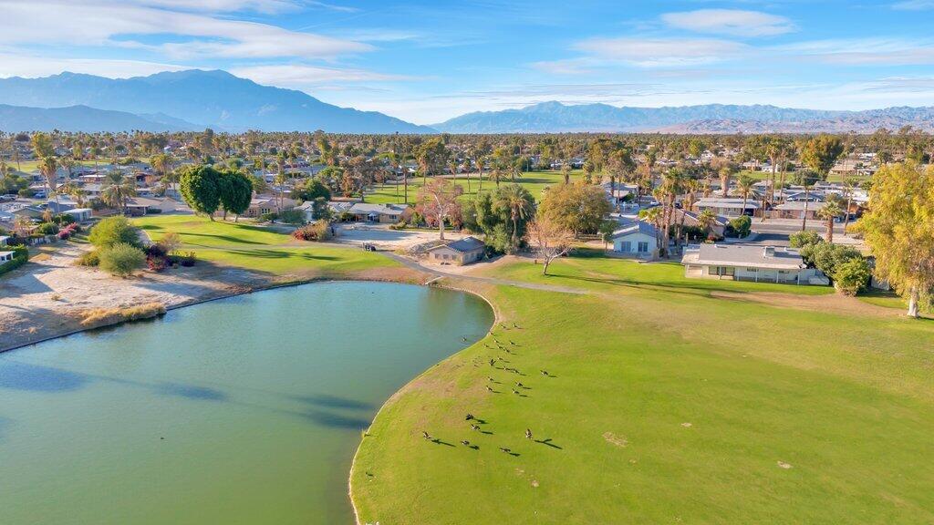 77330 California Drive