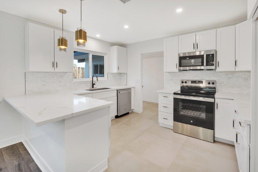 77330 California Drive