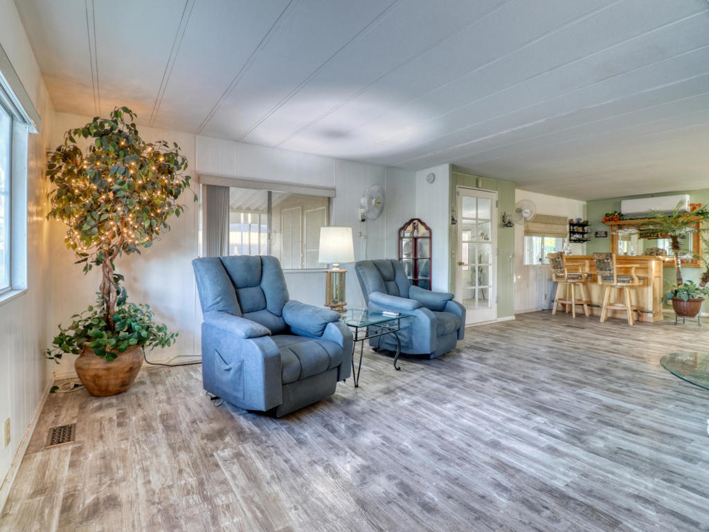 51555 Monroe St. #19