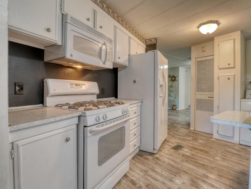 51555 Monroe St. #19