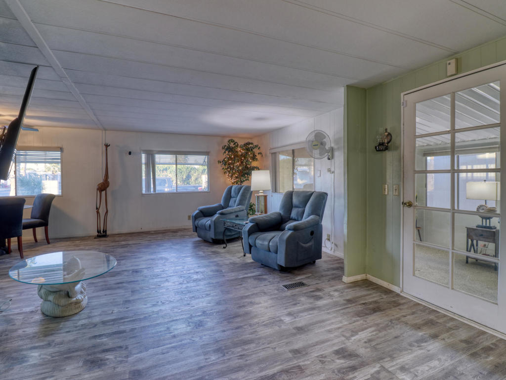 51555 Monroe St. #19