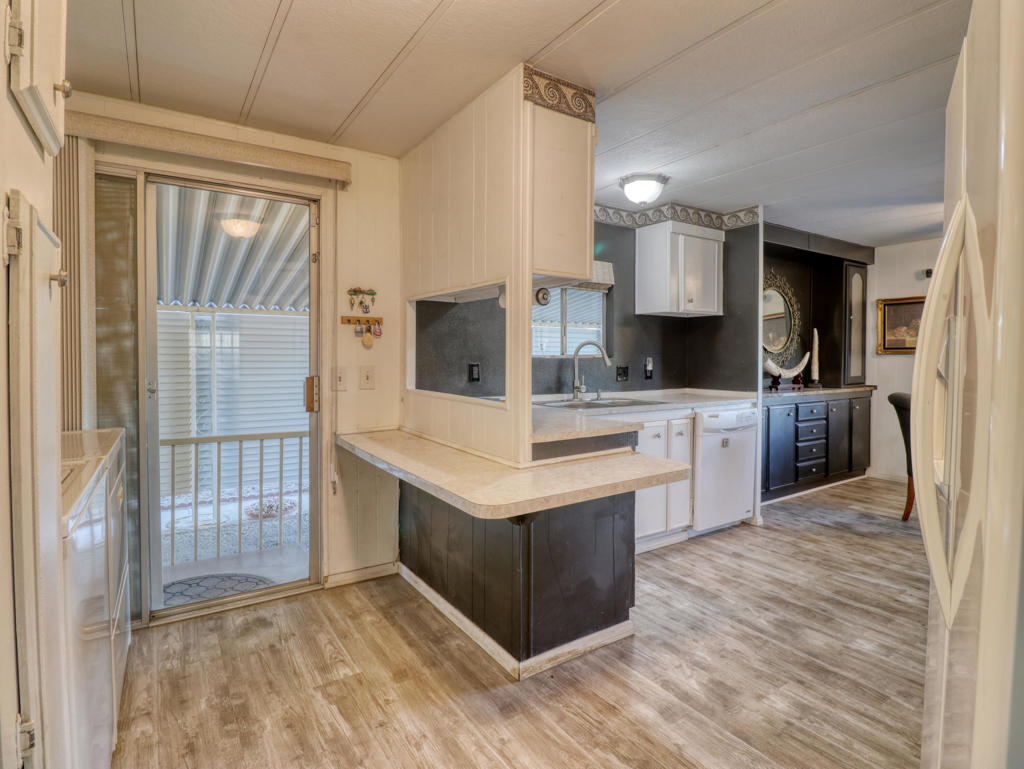 51555 Monroe St. #19