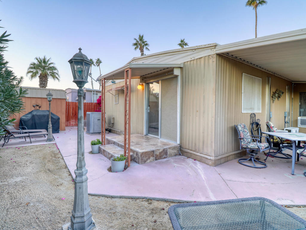 51555 Monroe St. #19