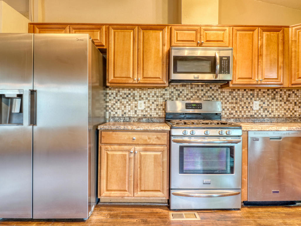 77824 Sunnybrook Drive