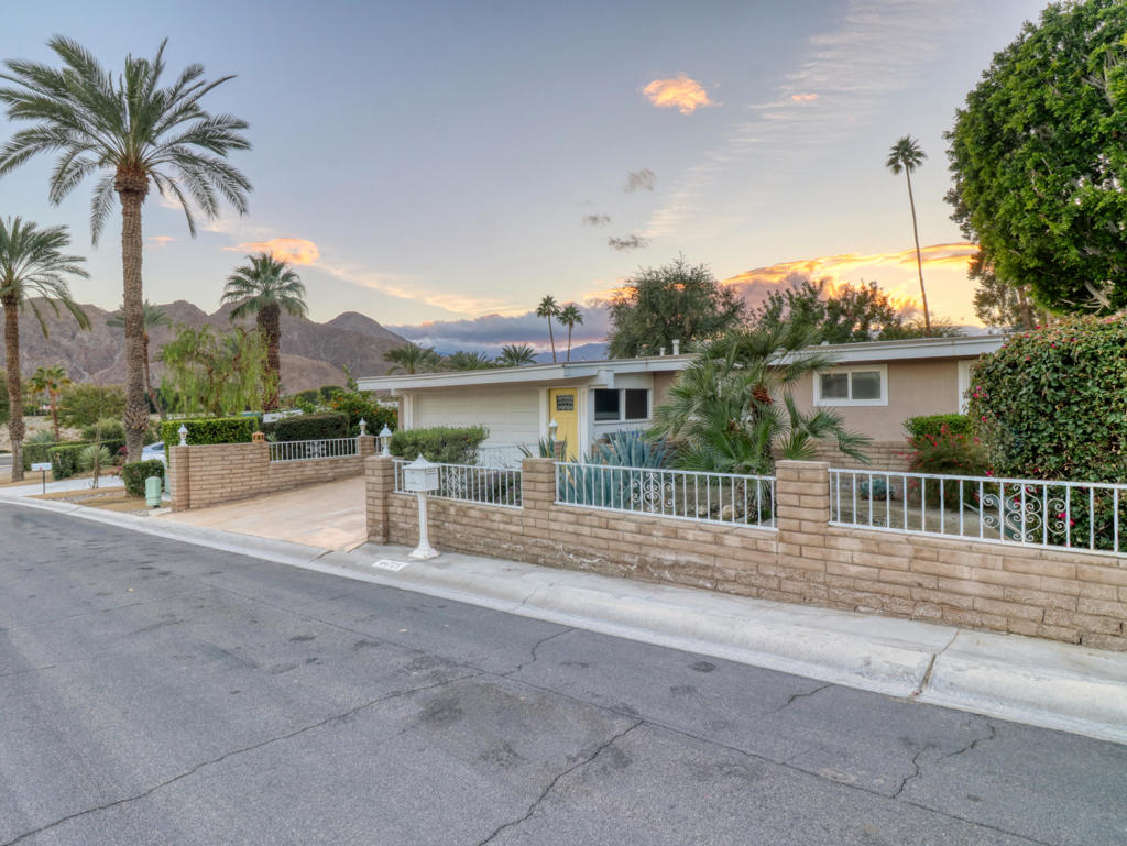 44725 Dakota Trail