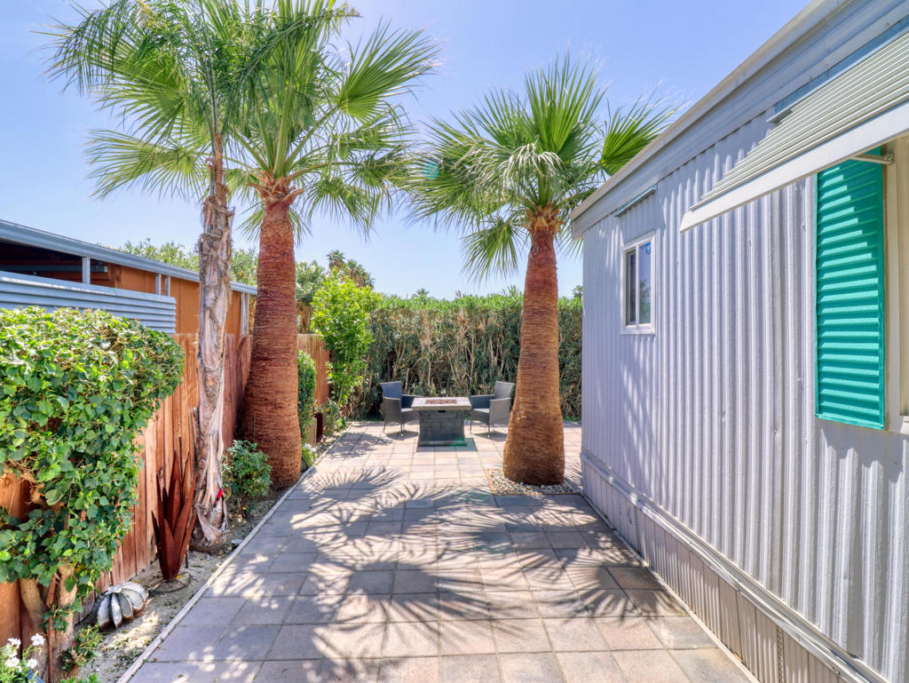 51555 Monroe St. #18