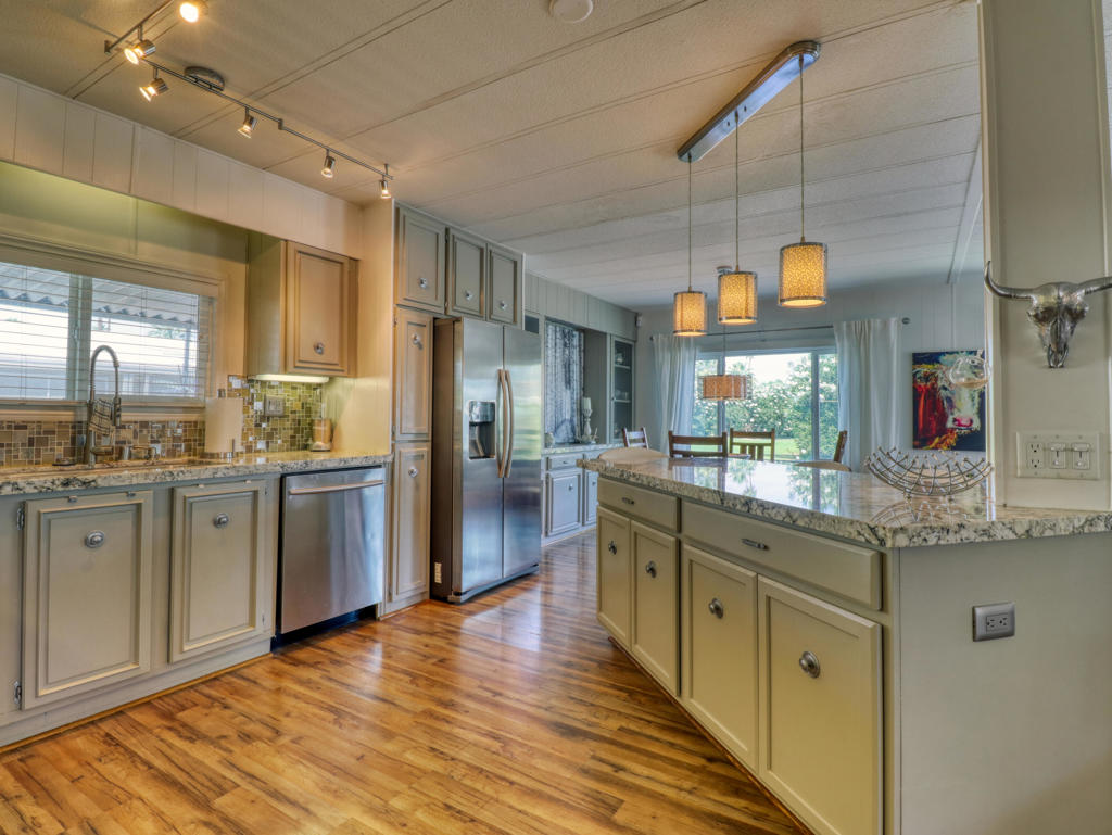 51555 Monroe St. #18