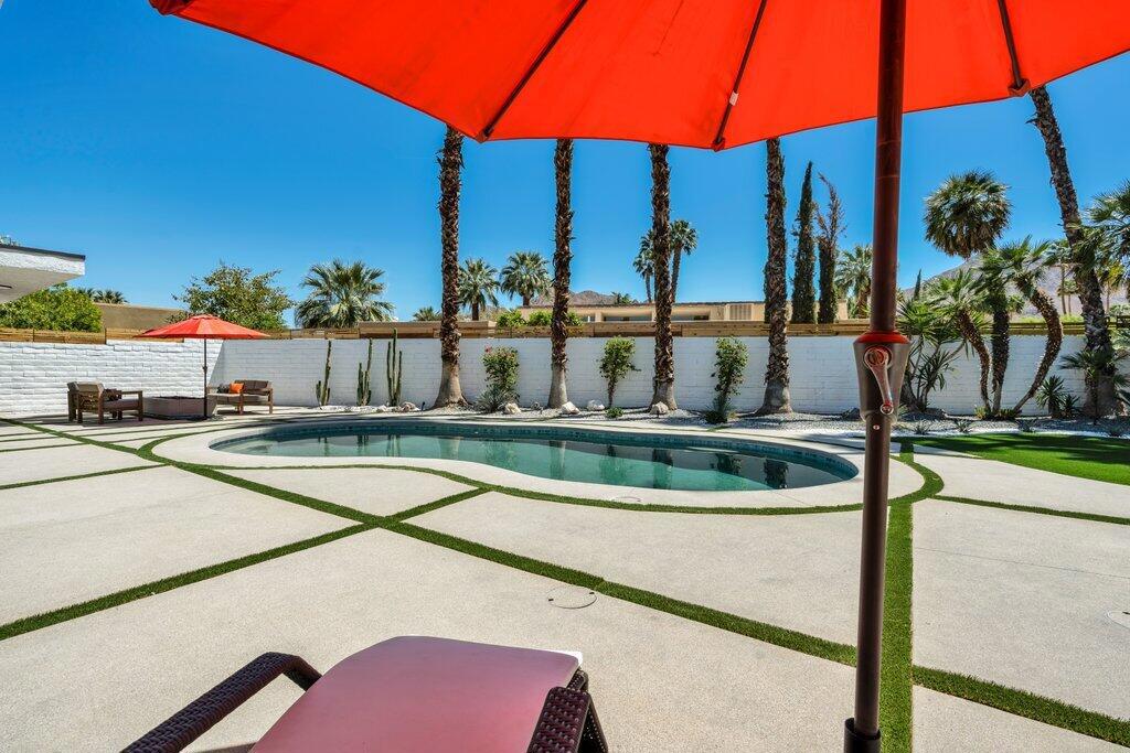 75665 Painted Desert Drive