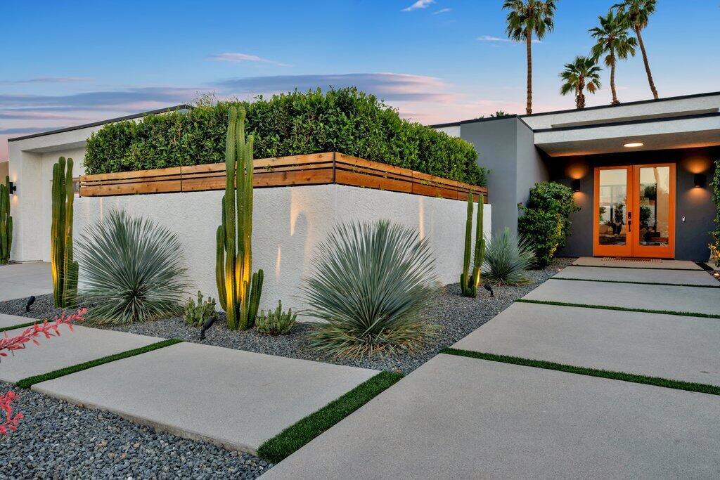 75665 Painted Desert Drive