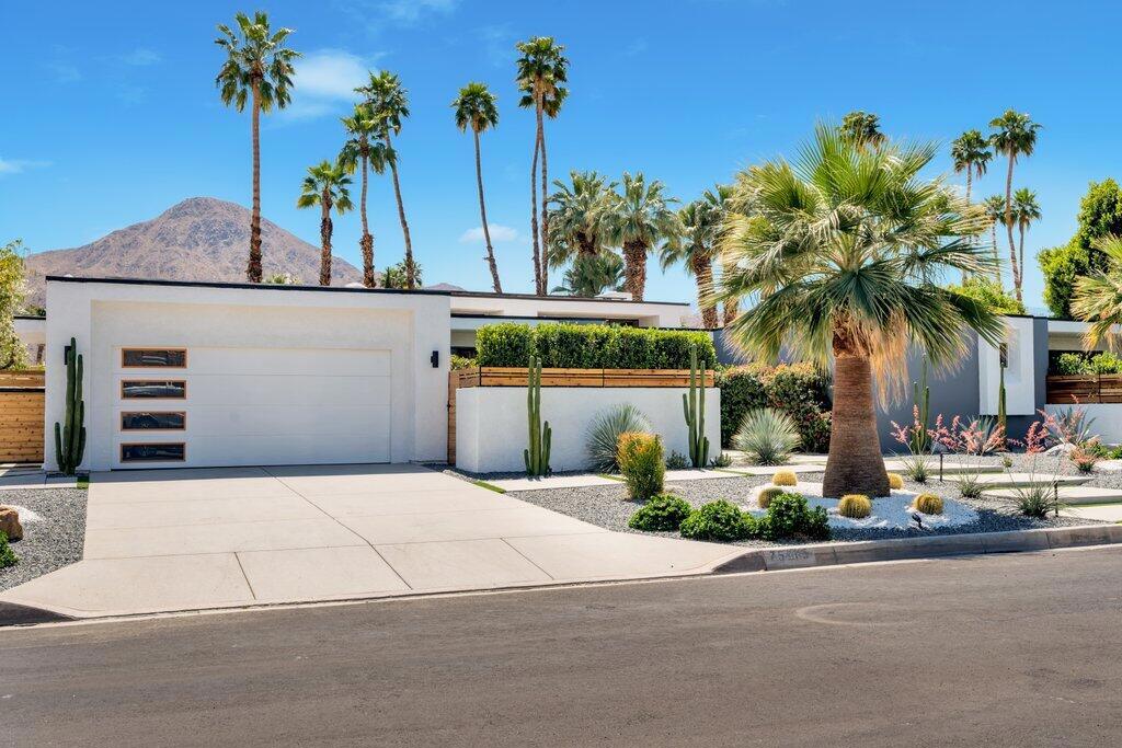 75665 Painted Desert Drive