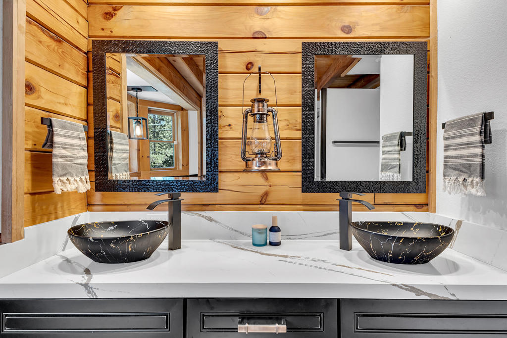 25607 Cedar Glen Drive