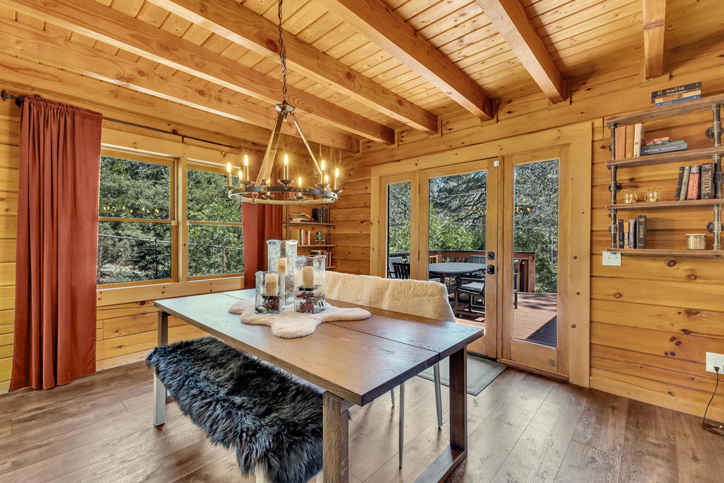 25607 Cedar Glen Drive