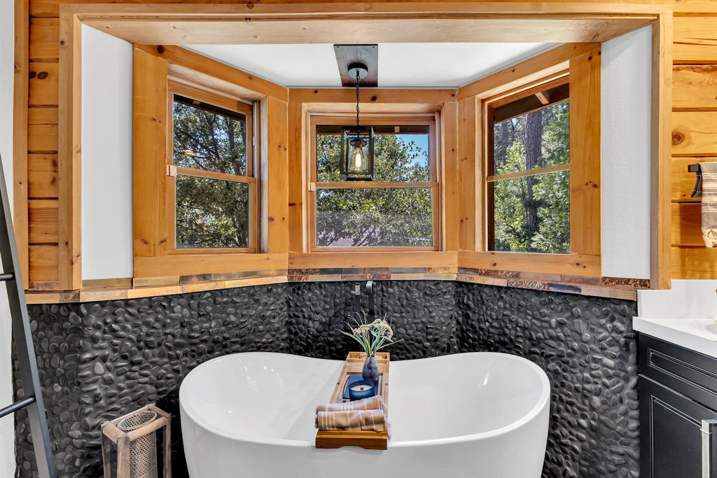 25607 Cedar Glen Drive