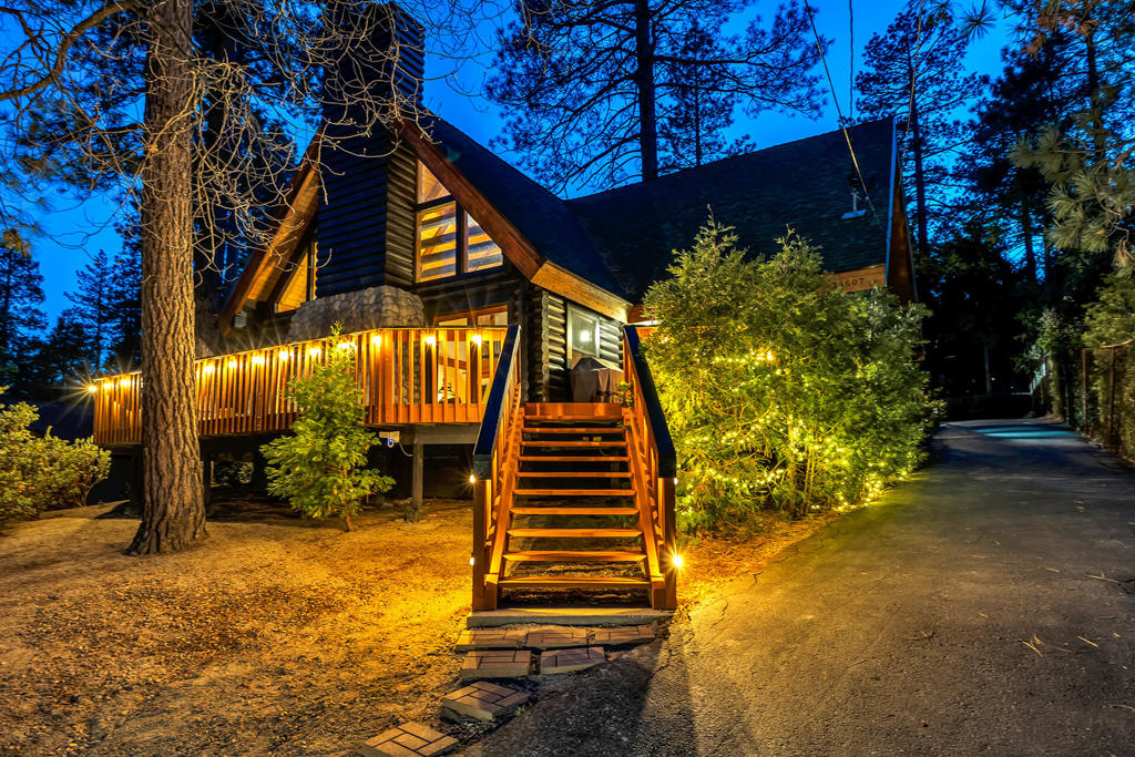 25607 Cedar Glen Drive