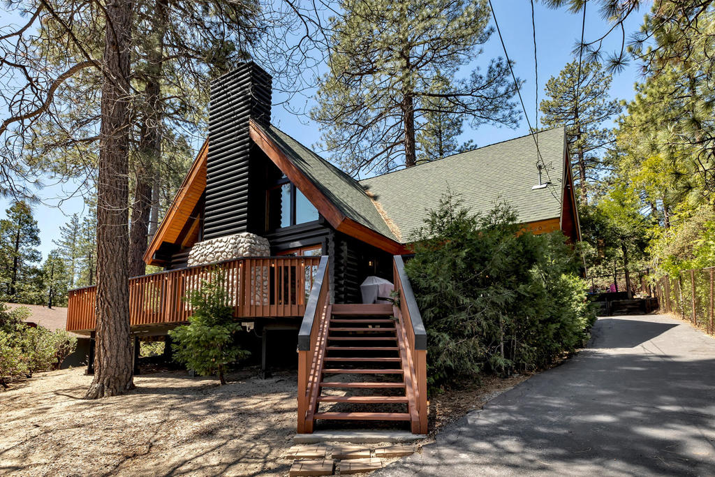 25607 Cedar Glen Drive