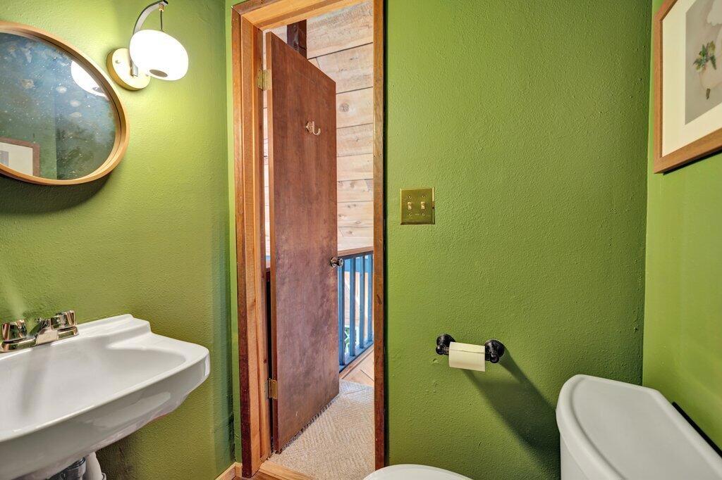 26785 Crestview Drive