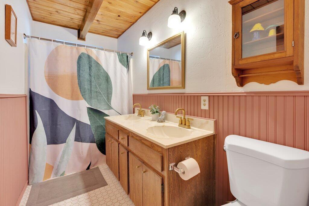 26785 Crestview Drive