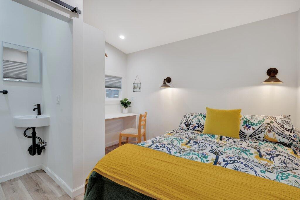 26785 Crestview Drive