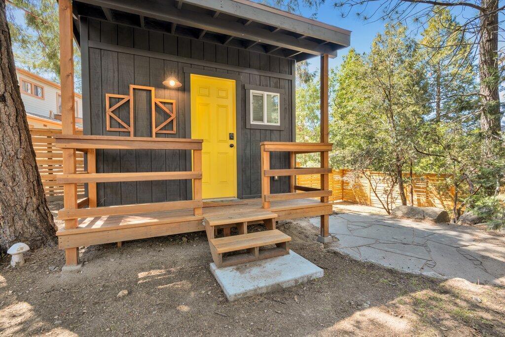 26785 Crestview Drive