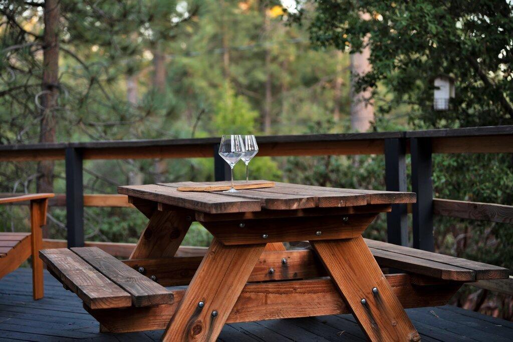 26785 Crestview Drive