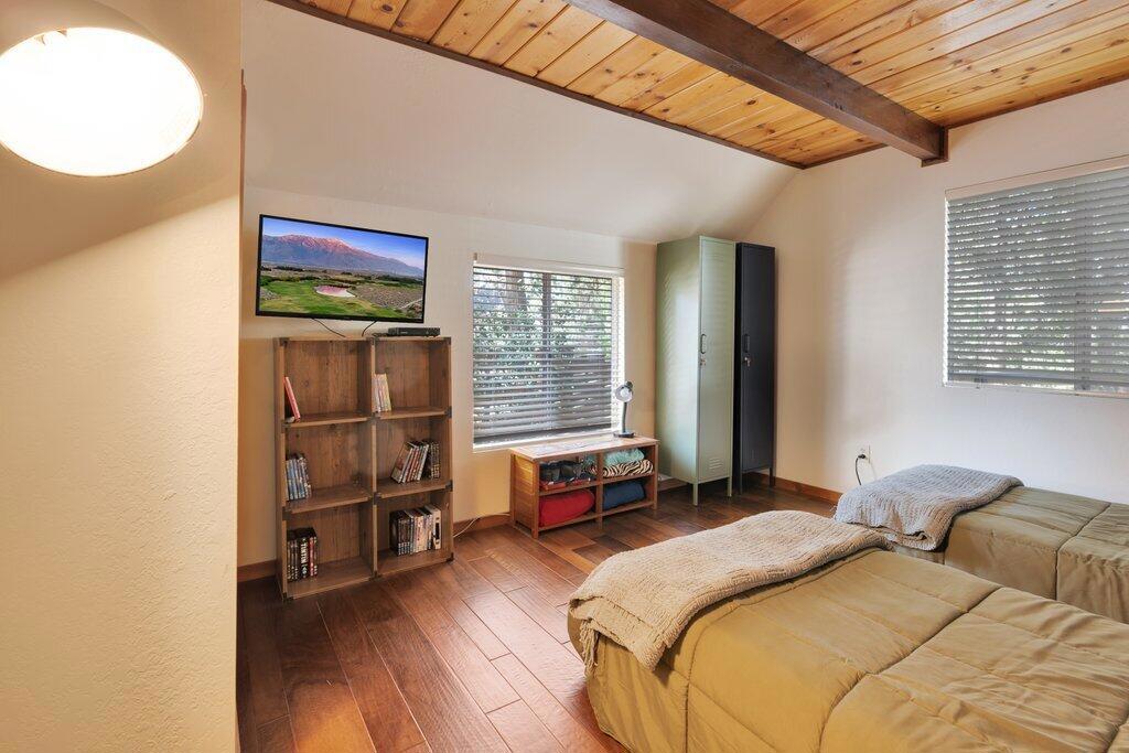 26785 Crestview Drive