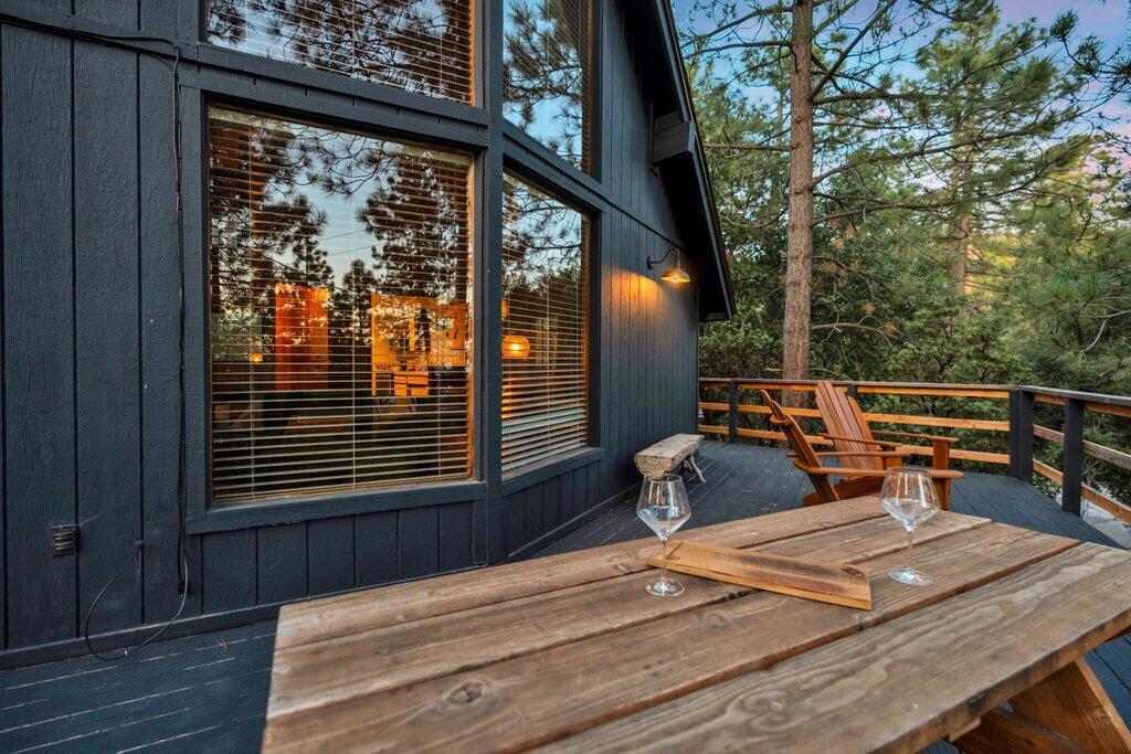 26785 Crestview Drive