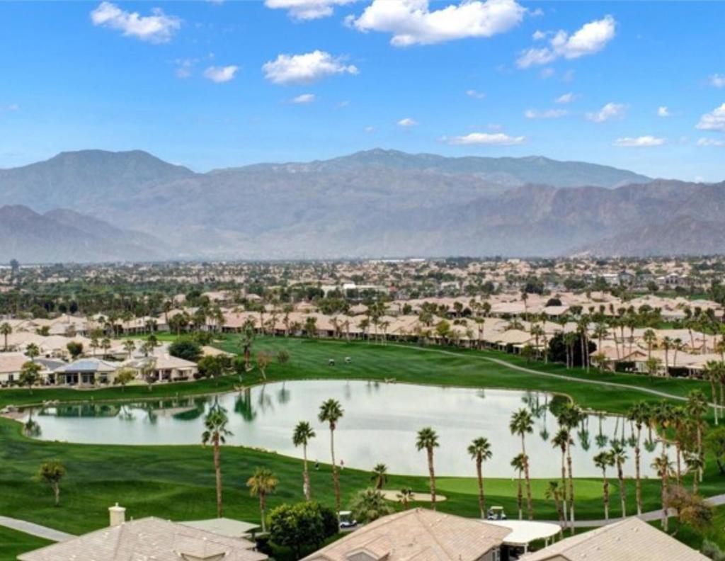 80418 Dumphries Court