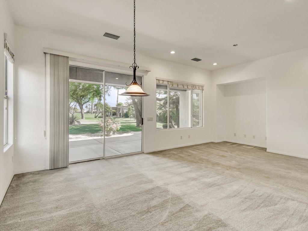 80418 Dumphries Court