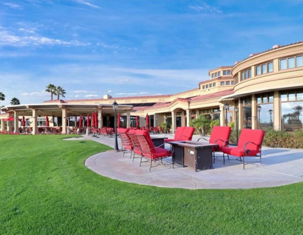 80418 Dumphries Court