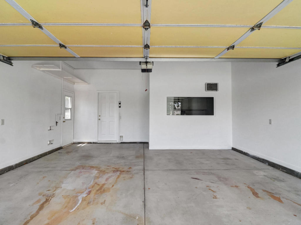 80418 Dumphries Court