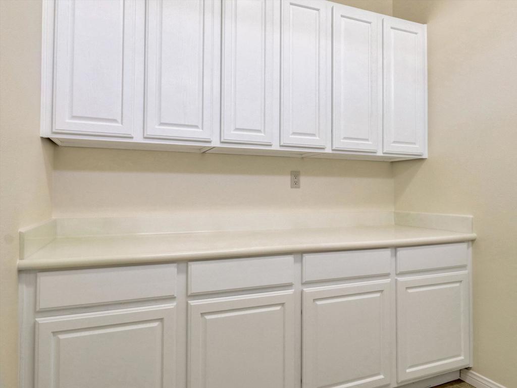 80418 Dumphries Court