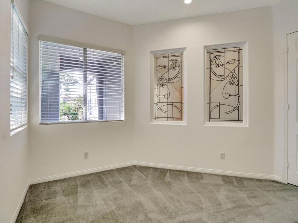 80418 Dumphries Court