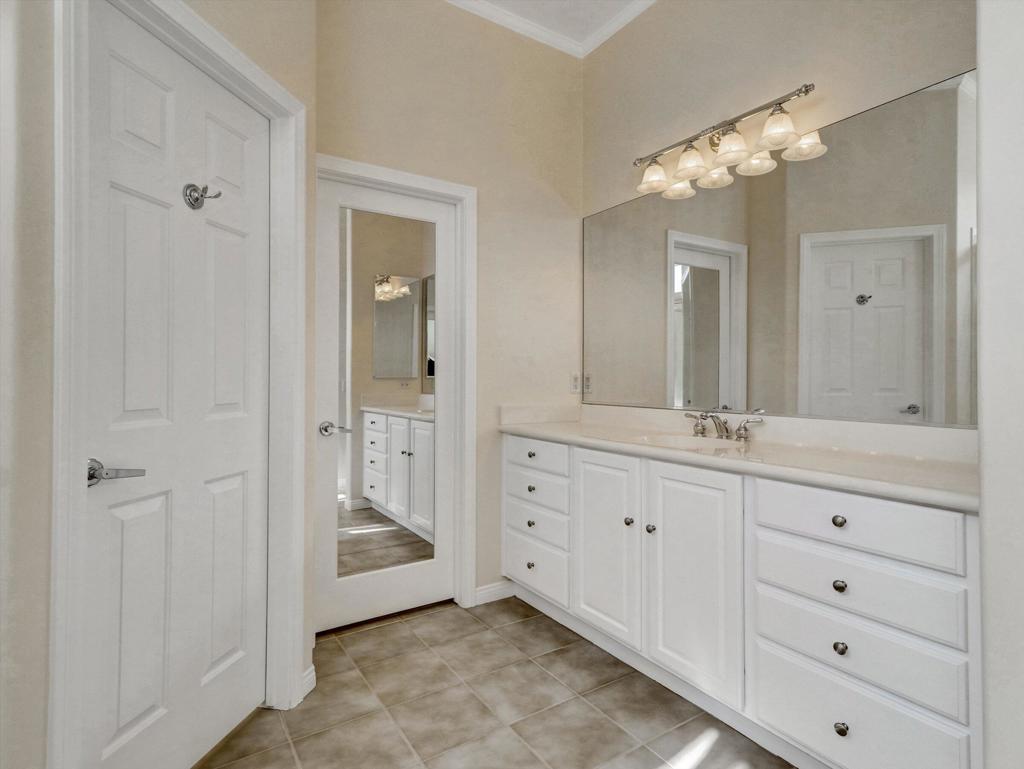 80418 Dumphries Court