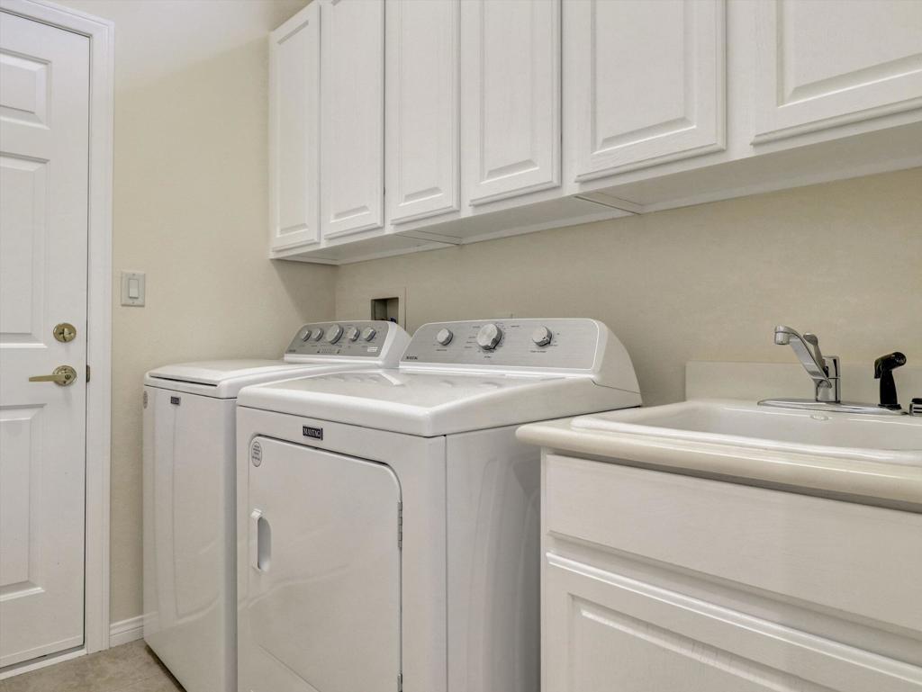 80418 Dumphries Court