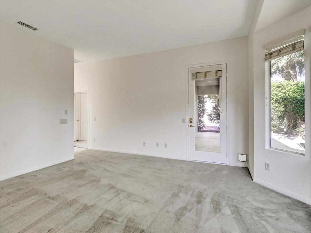 80418 Dumphries Court