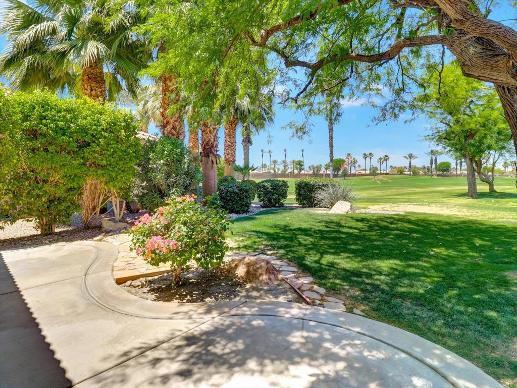 80418 Dumphries Court