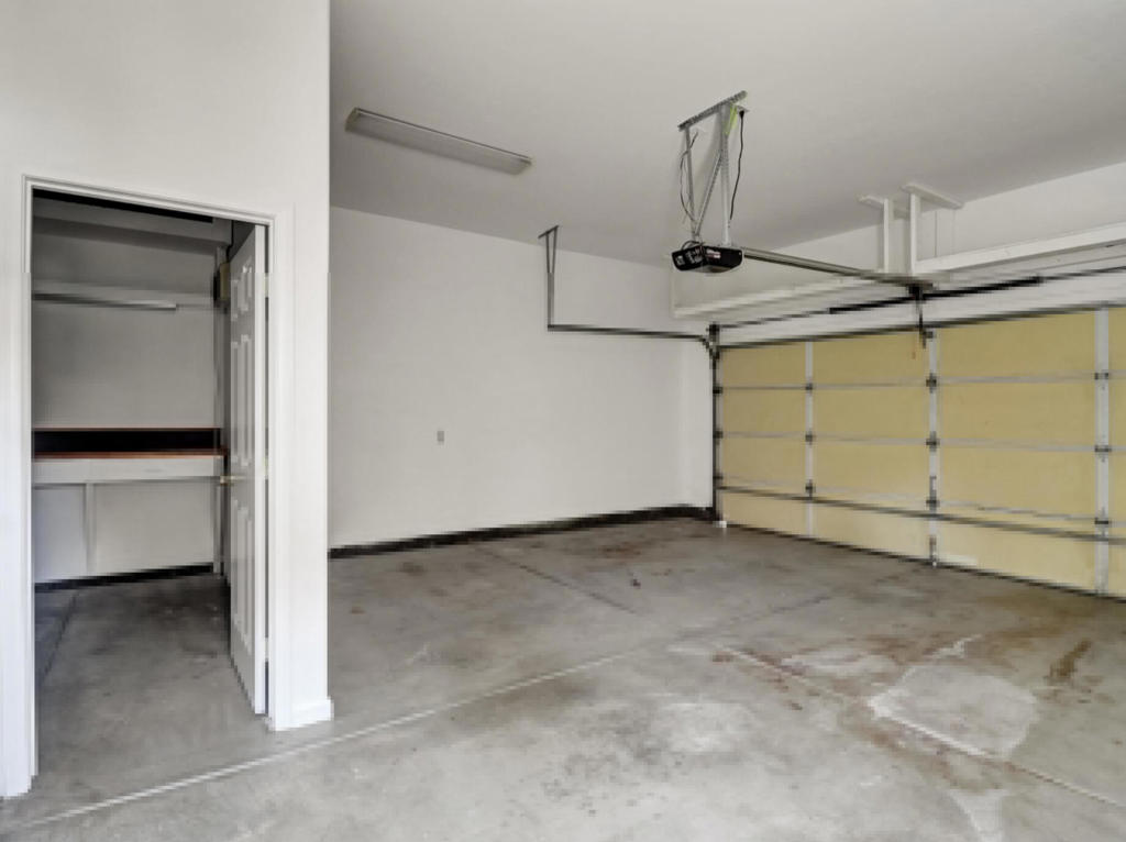 80418 Dumphries Court