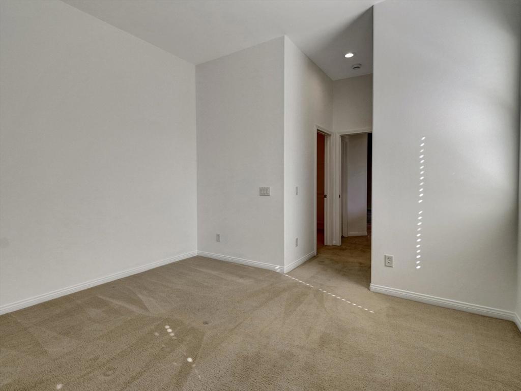 80418 Dumphries Court