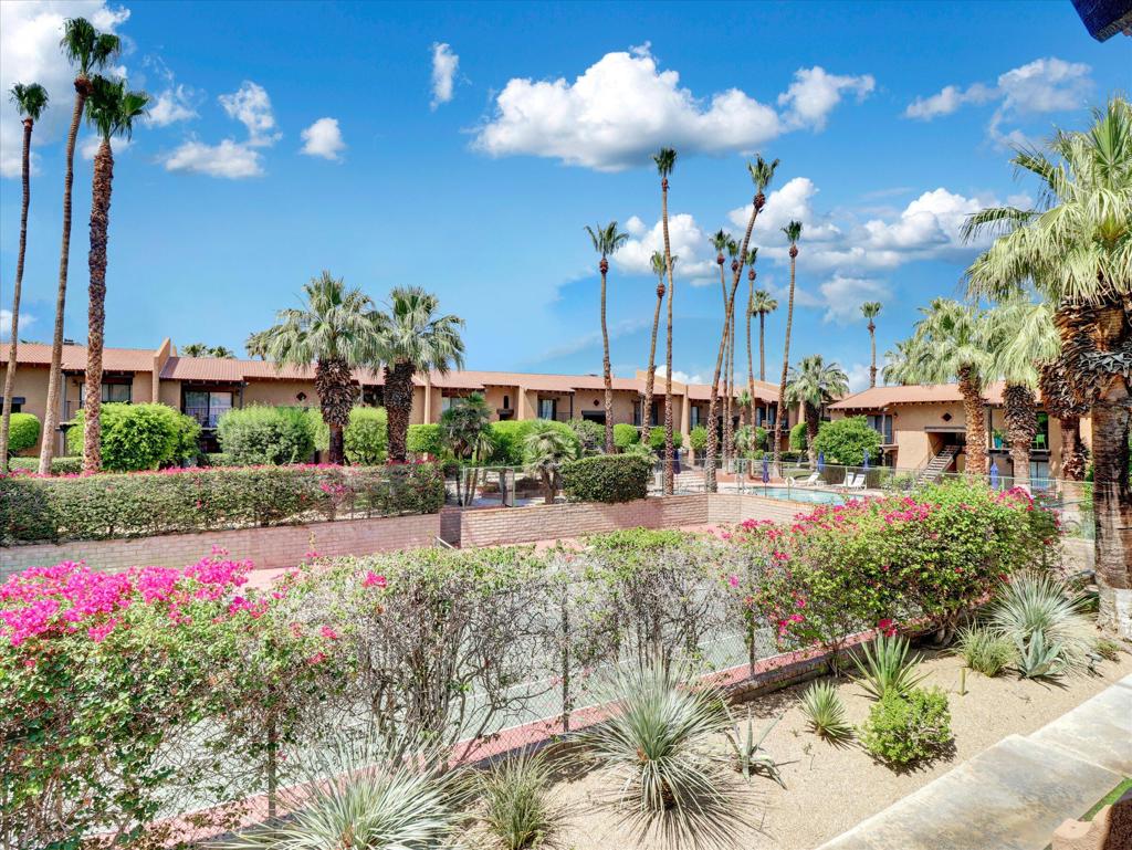 291 E Mel Avenue 272