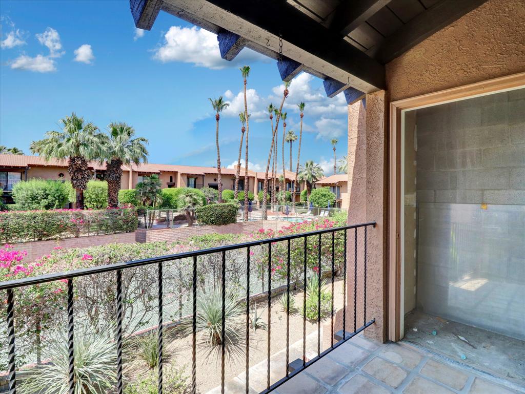 291 E Mel Avenue 272