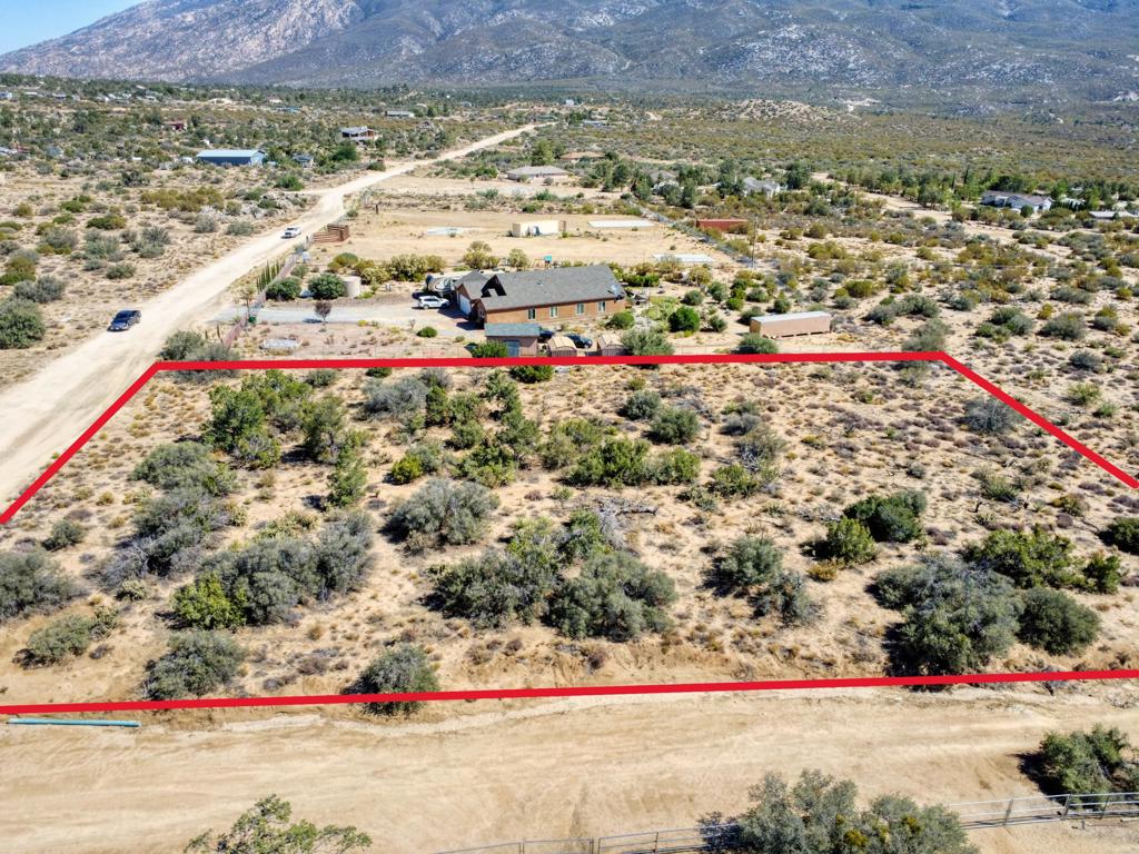 635271004 Palm Canyon Dr Drive