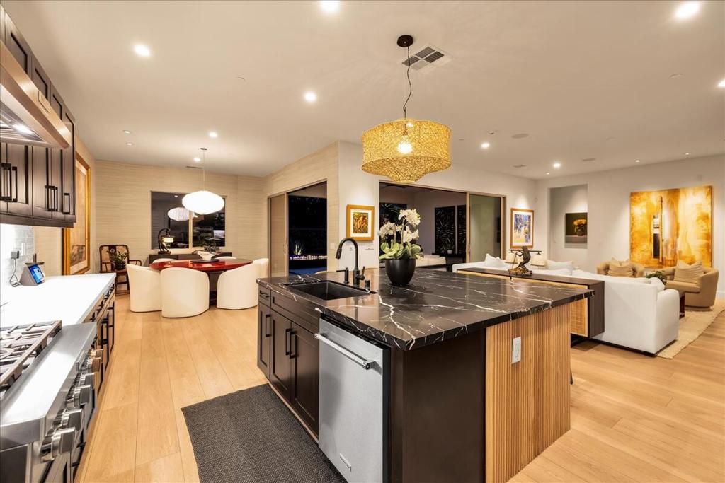 82460 W Mccarroll Drive