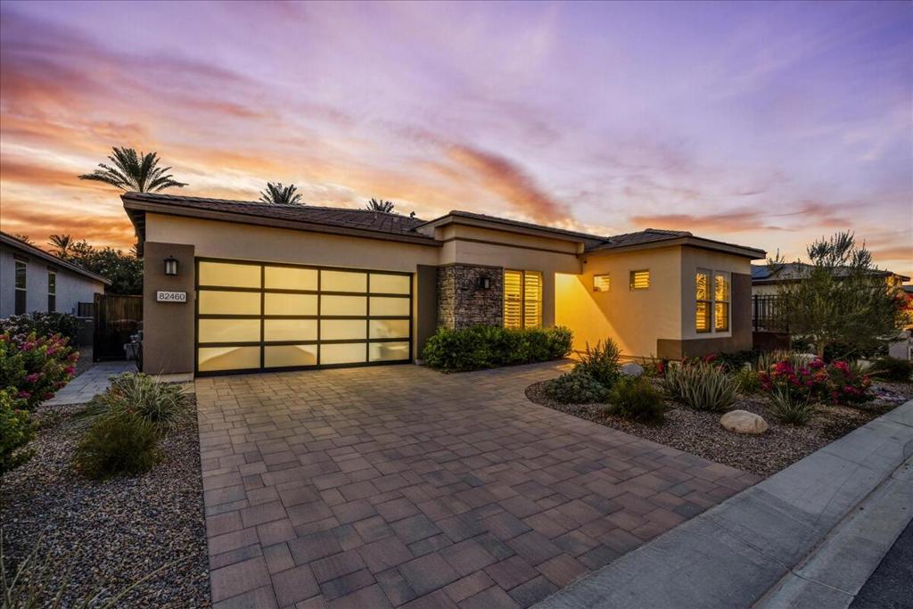 82460 W Mccarroll Drive