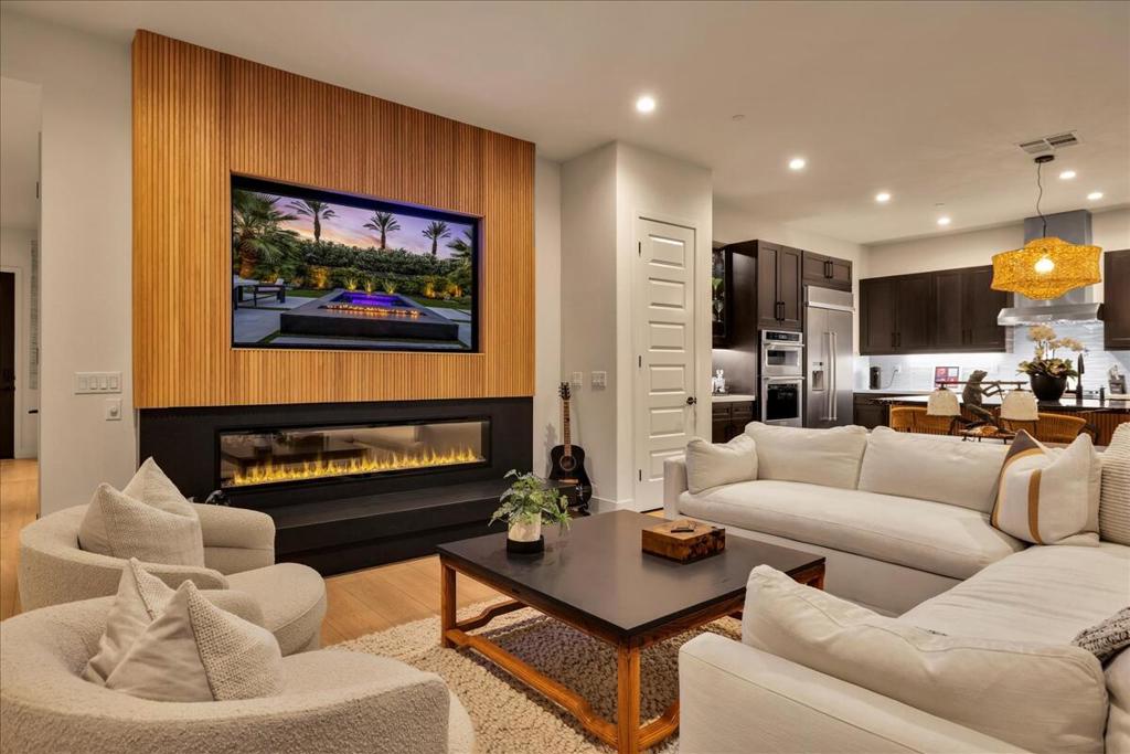 82460 W Mccarroll Drive