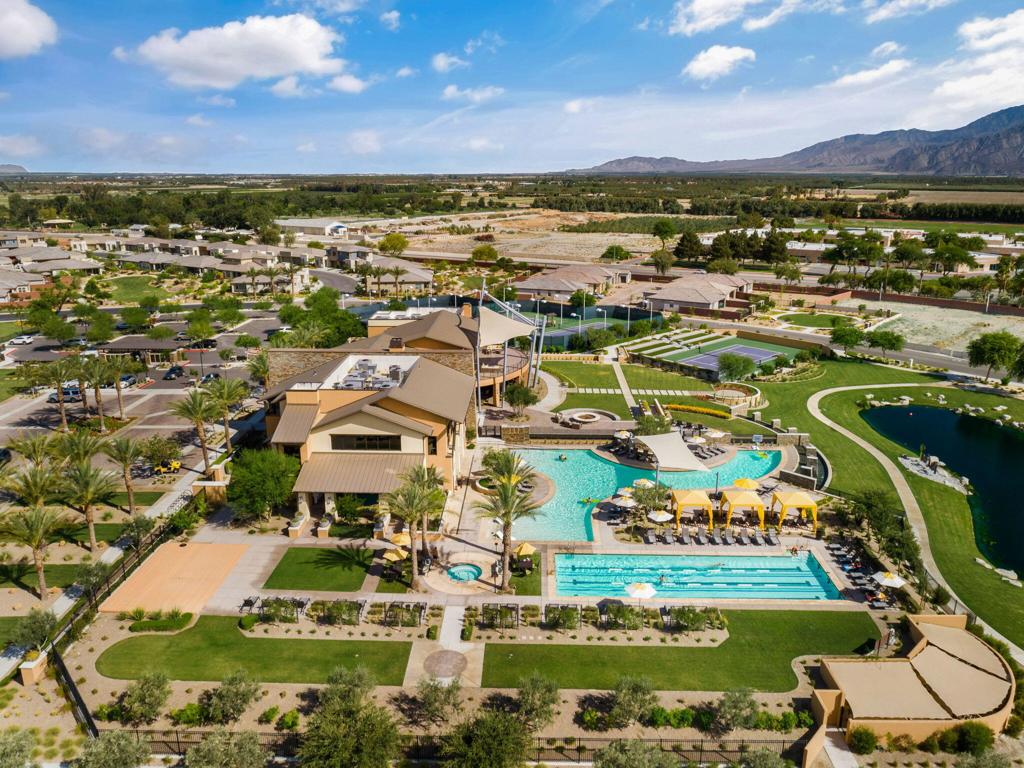 82460 W Mccarroll Drive