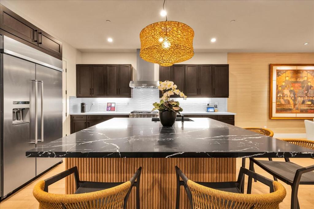 82460 W Mccarroll Drive