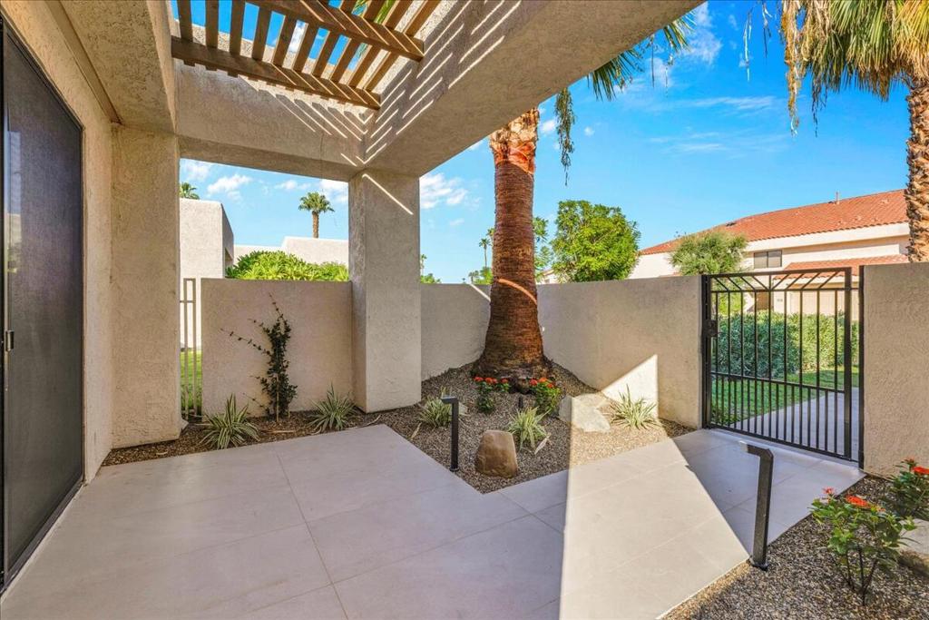 78136 Calle Norte