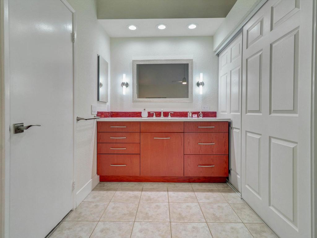 77897 Woodhaven Dr S Drive S